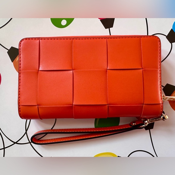 Michael Kors Vibrant Woven Leather Orange Jet Set Travel Case - Picture 3 of 11